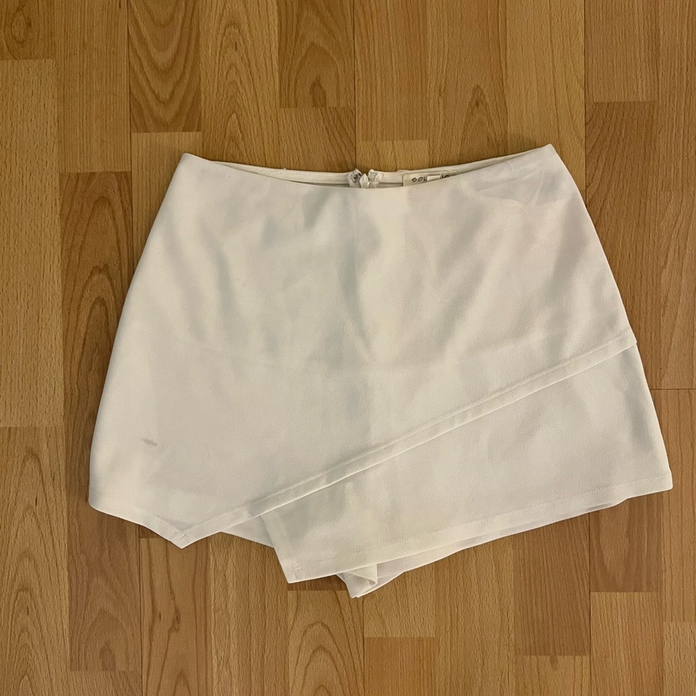 Solemio Asymmetrical Envelope Skort Size Small